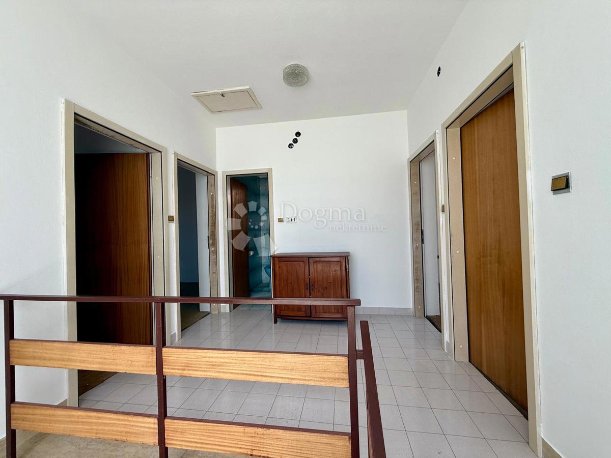 Casa Valdebek, Pula, 331m2