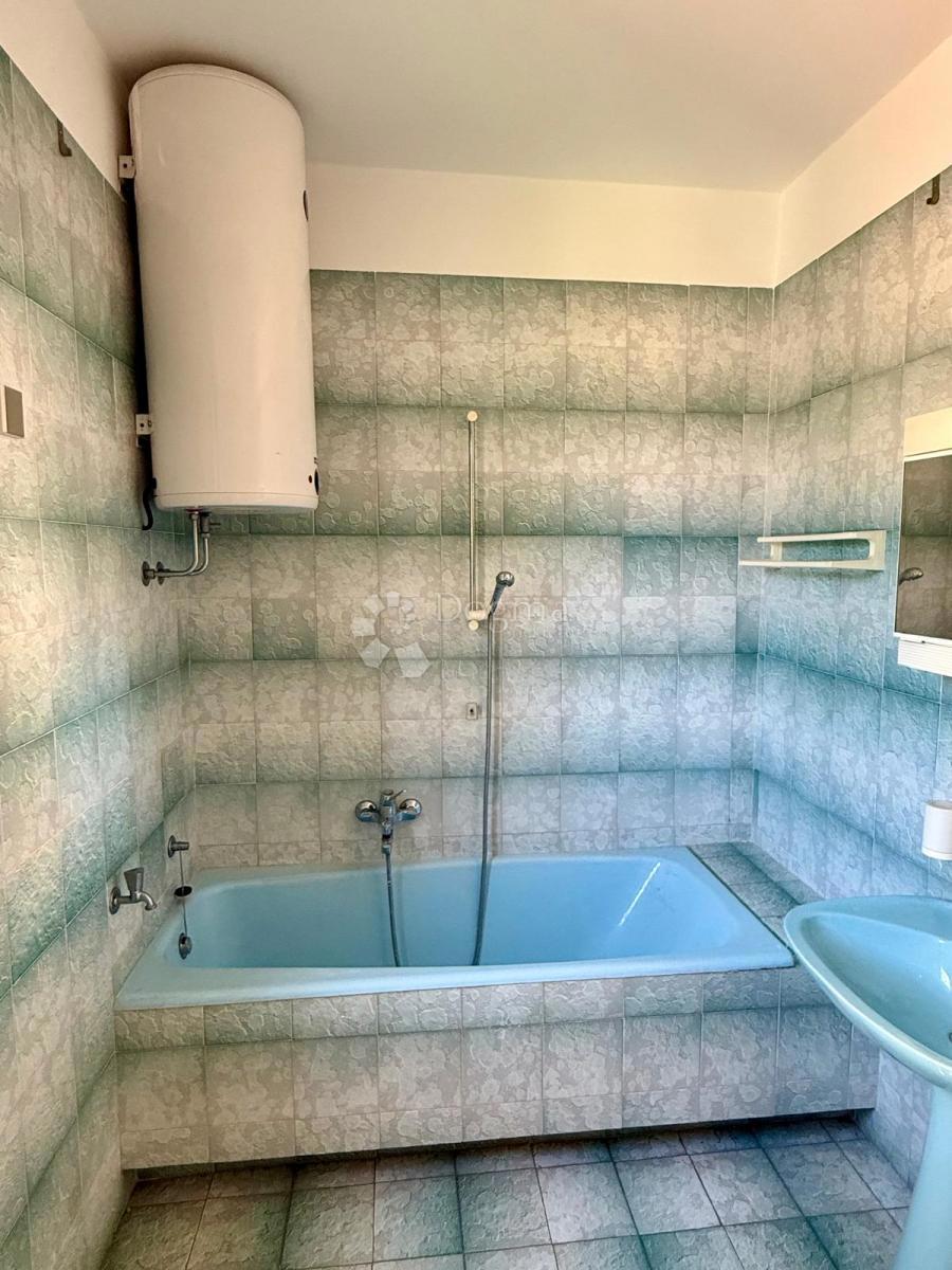 Casa Valdebek, Pula, 331m2