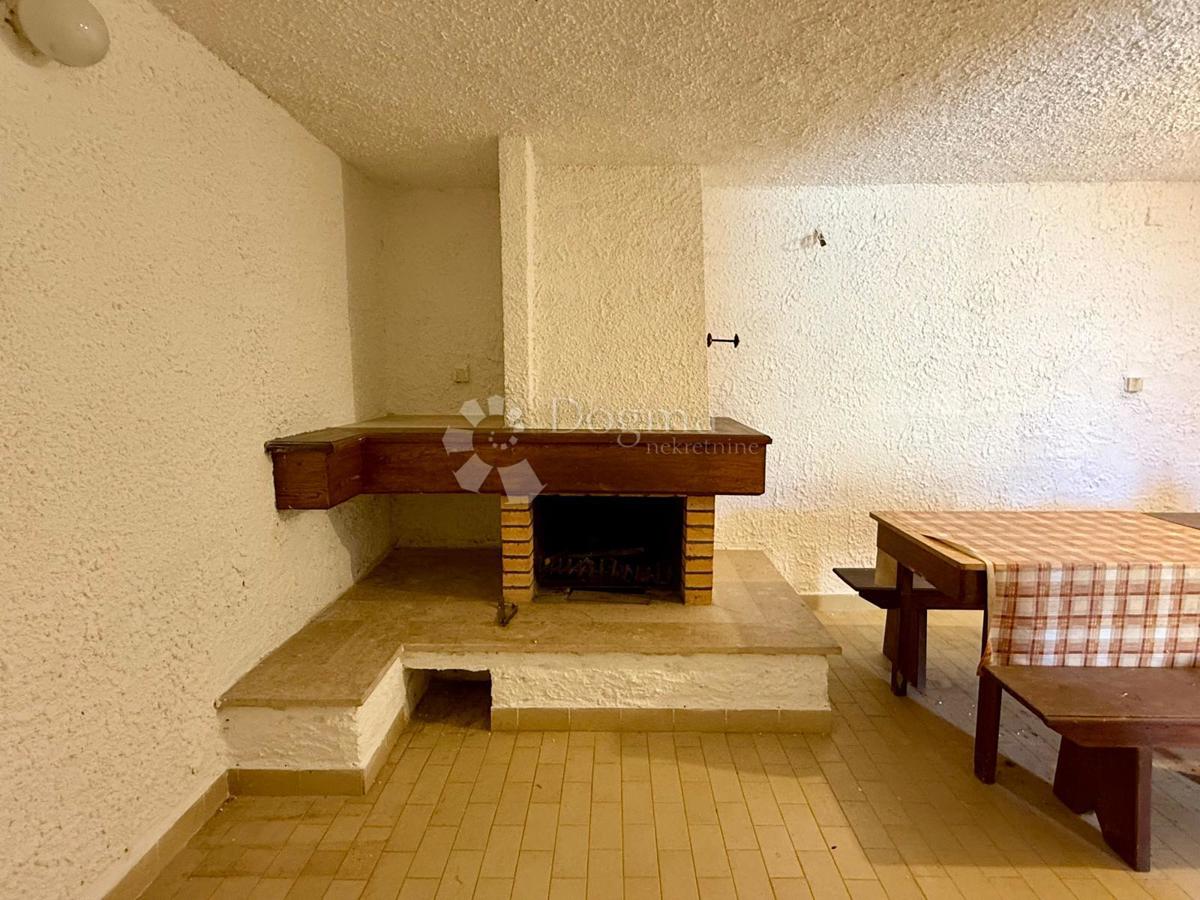 Casa Valdebek, Pula, 331m2