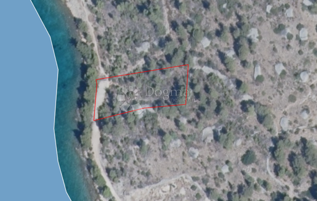 Terreno edificabile Milna, 1.867m2