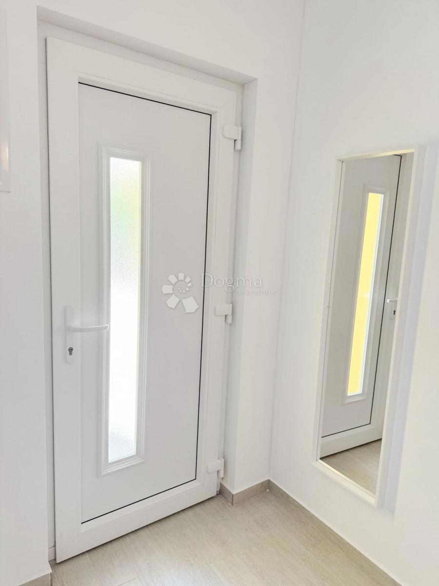 Casa Petrčane, Zadar - Okolica, 185m2