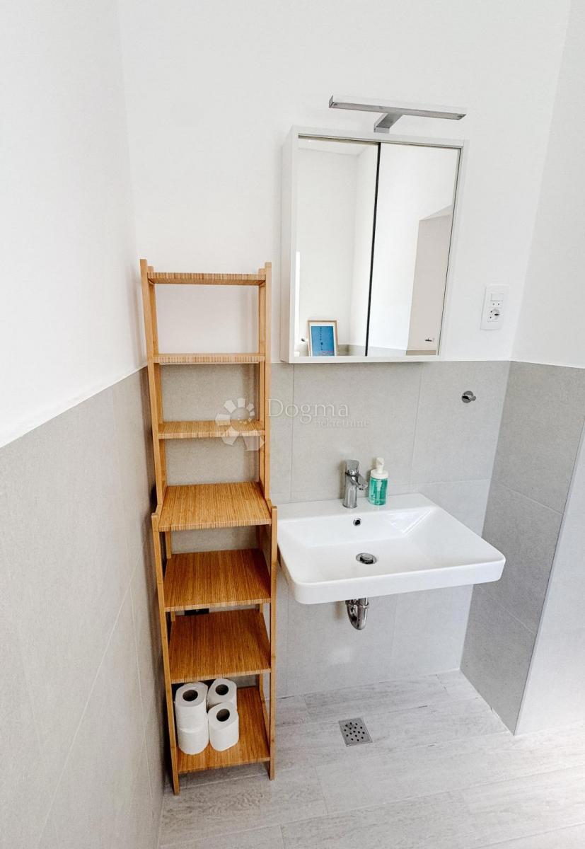 Casa Petrčane, Zadar - Okolica, 185m2