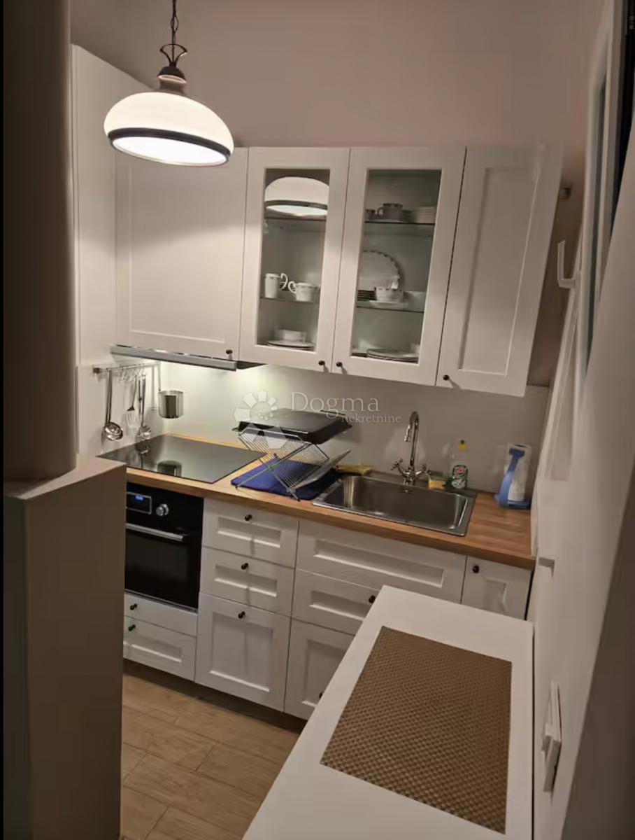 Casa Starigrad, Senj, 280m2