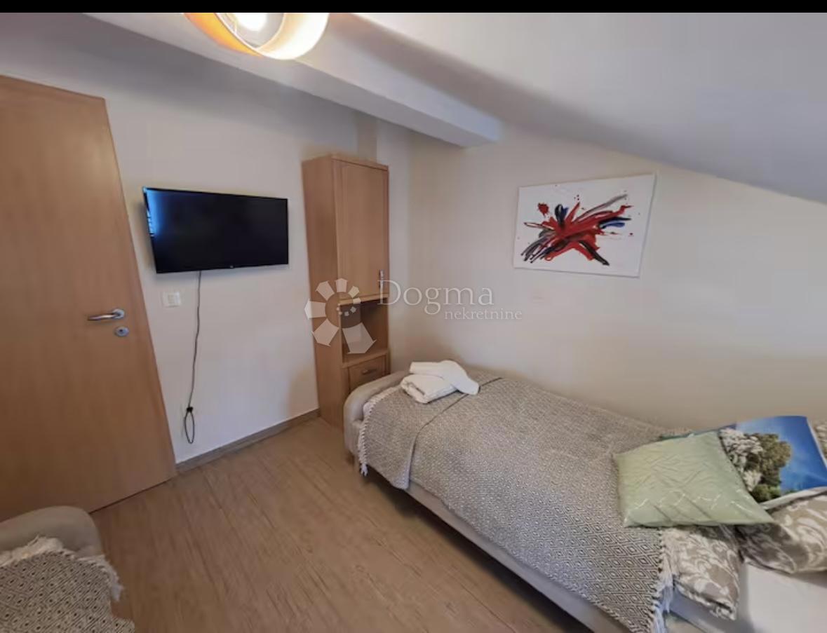 Casa Starigrad, Senj, 280m2