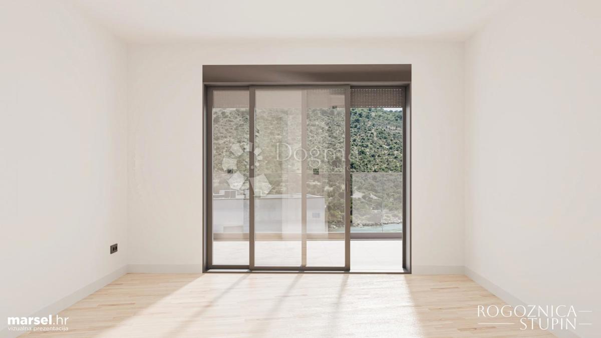 ROGOZNICA - NUOVO EDIFICIO MODERNO 2ª FILA DAL MARE