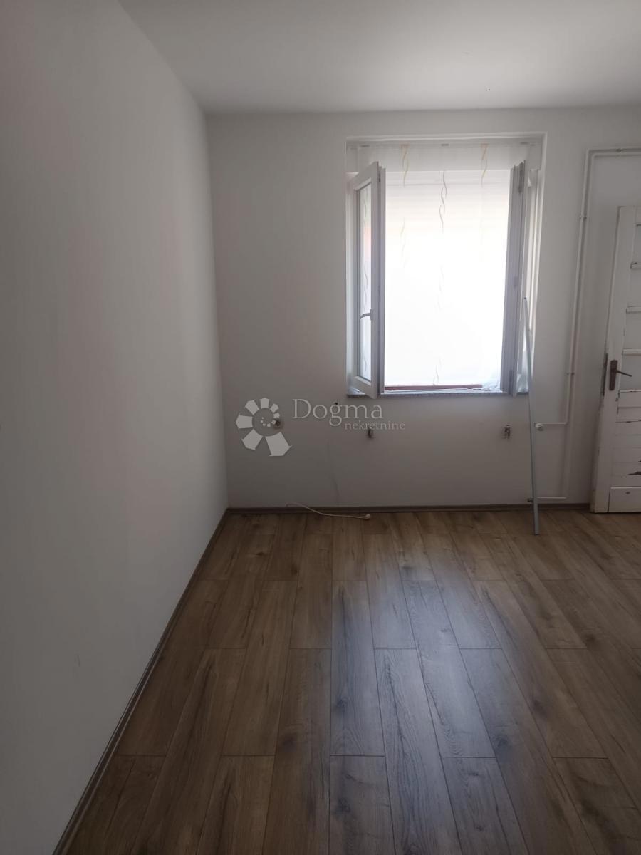 Allogio Centar, Gospić, 50m2