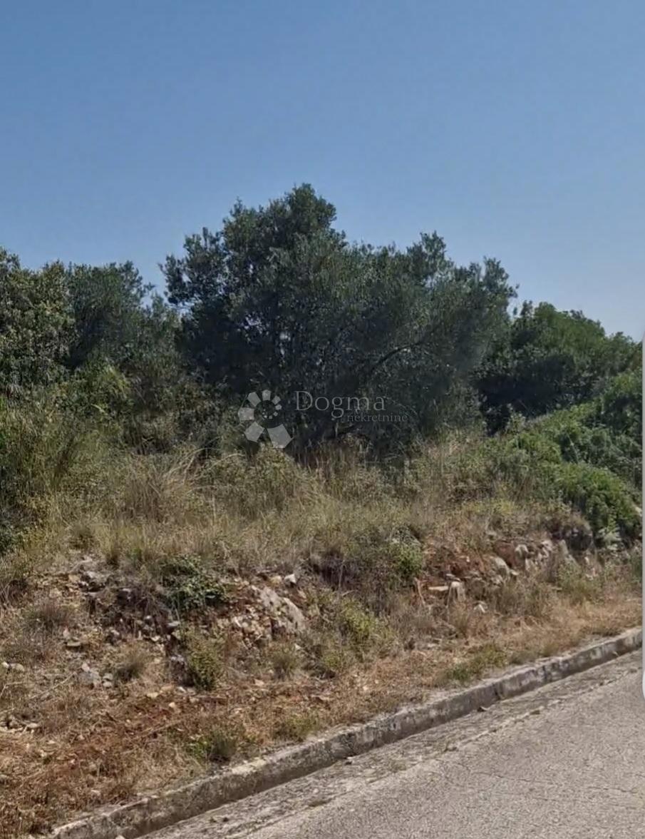 Terreno edificabile Tribanj, Starigrad, 1.379m2
