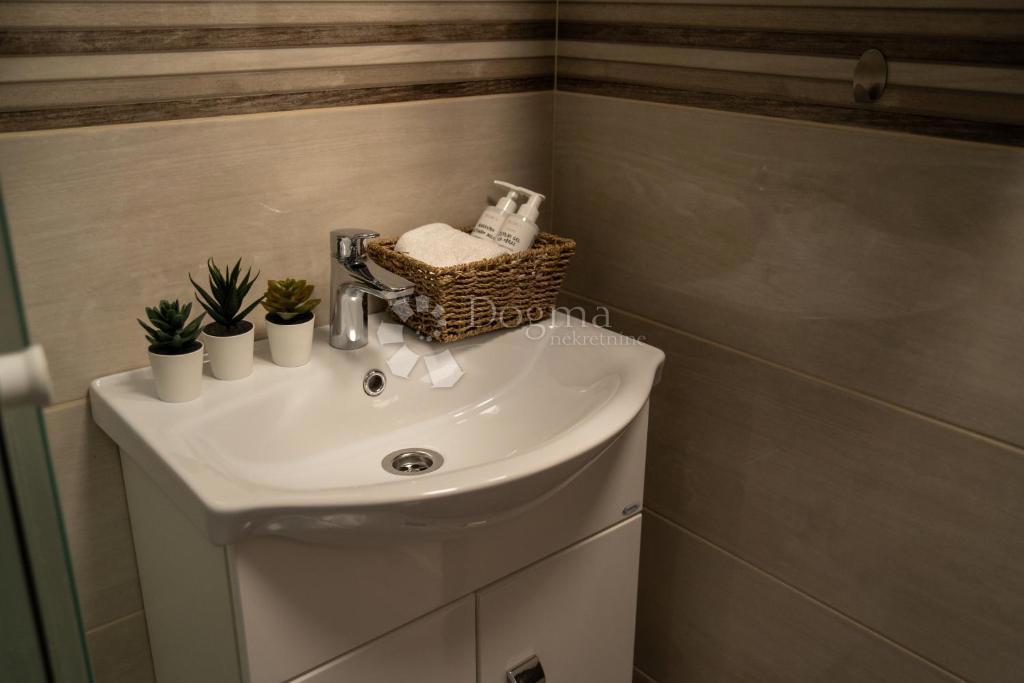 Casa Brod na Kupi, Delnice, 130m2