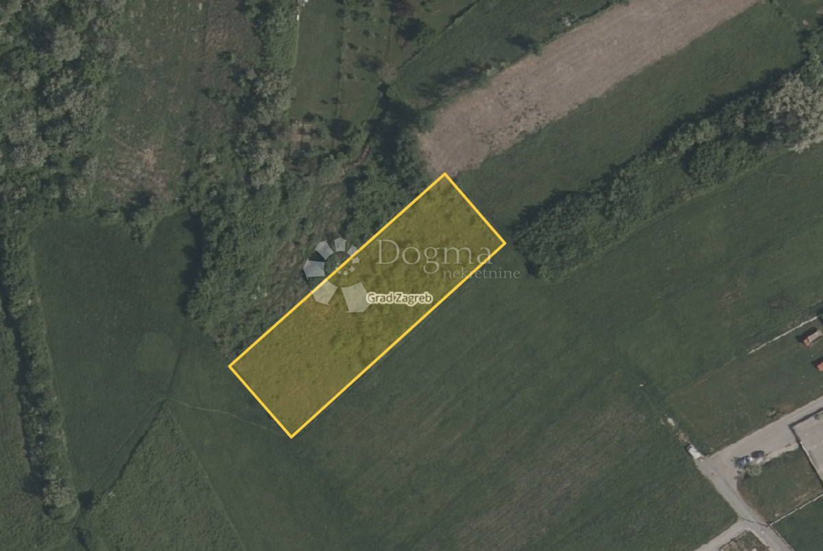 Ampio Terreno Edificabile – Dubrava