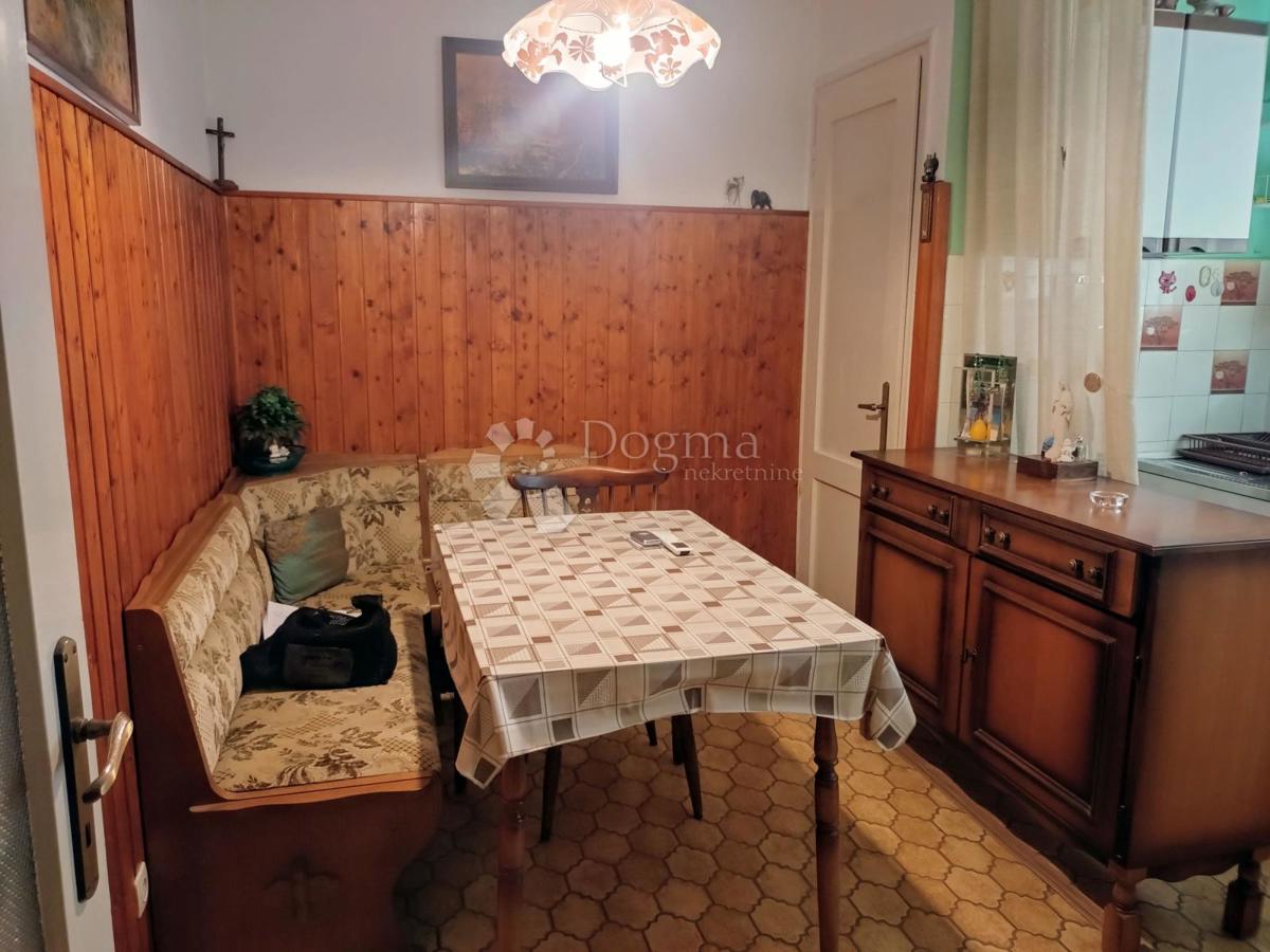 Allogio Pećine, Rijeka, 36,25m2