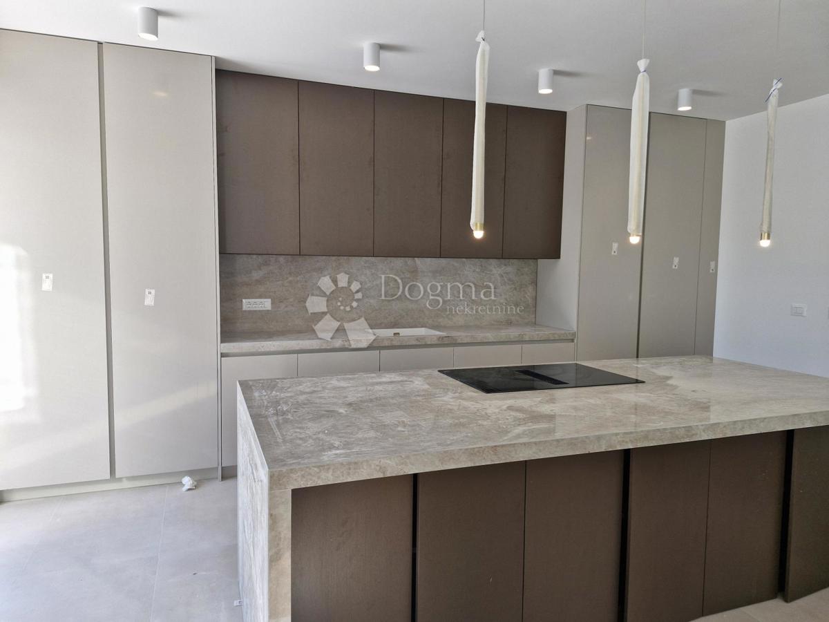 Casa Lokva Rogoznica, Omiš, 520m2