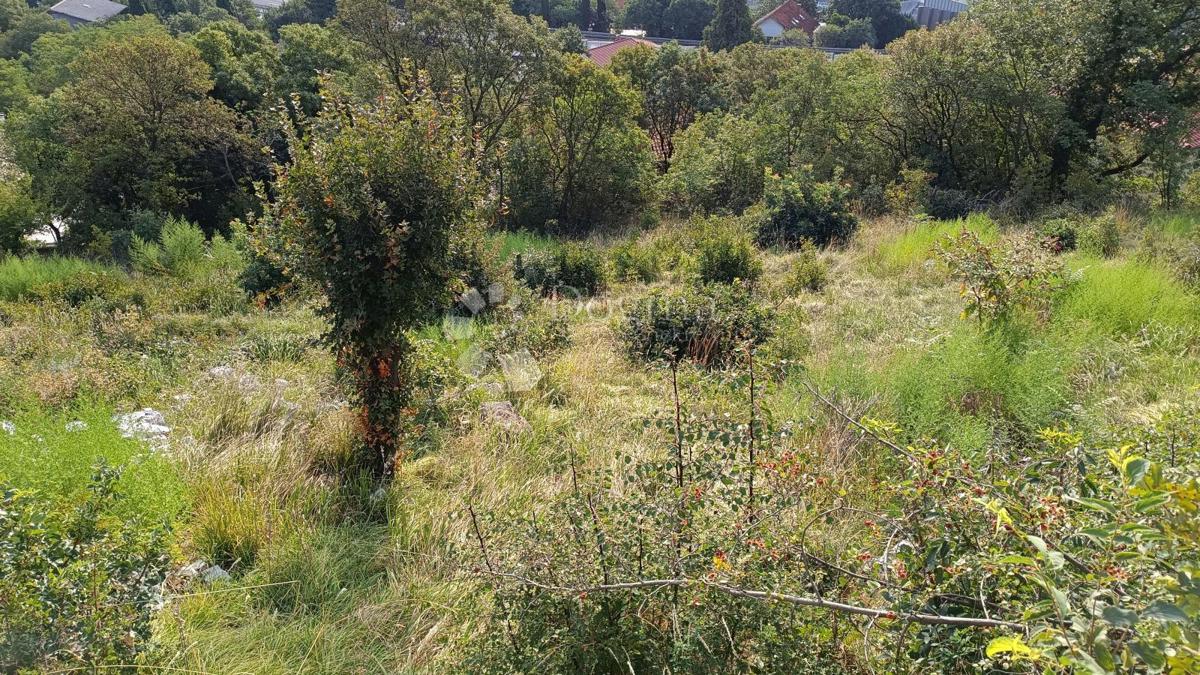 Terreno edificabile Svilno, Rijeka, 1.800m2