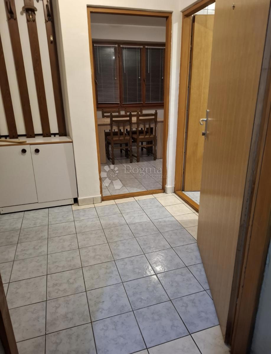 Allogio Donji Lapac, 58m2