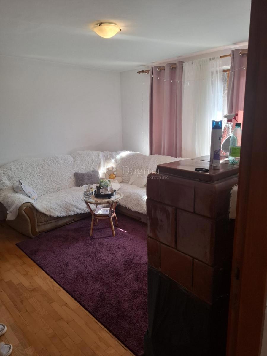 Allogio Donji Lapac, 58m2