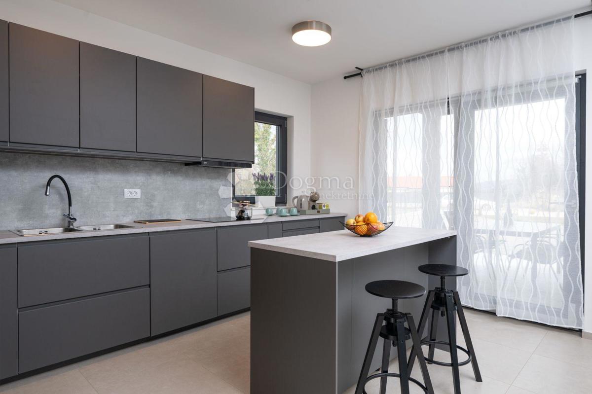 Casa Rakalj, Marčana, 170m2