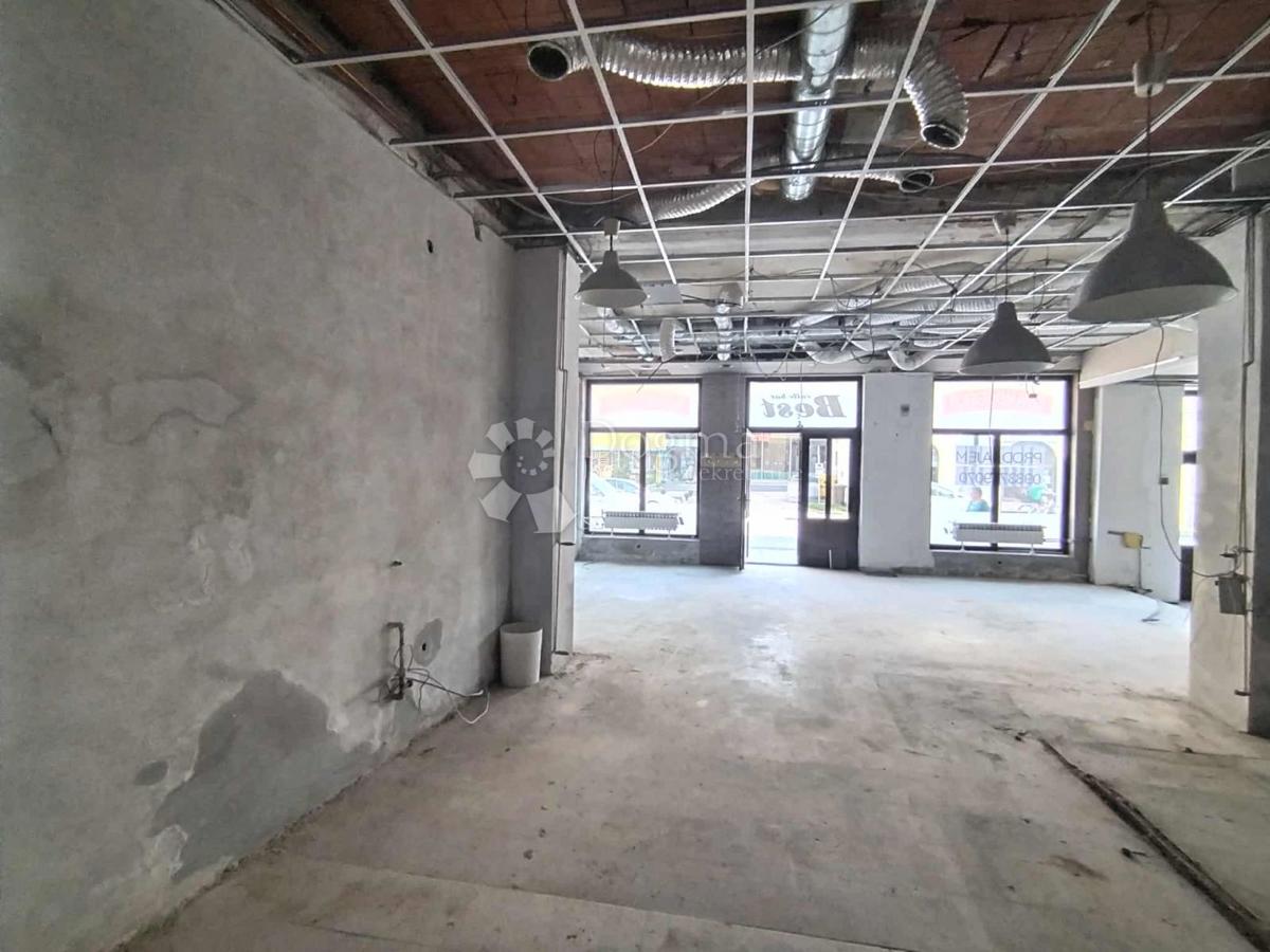 Locale commerciale Daruvar, 99,16m2