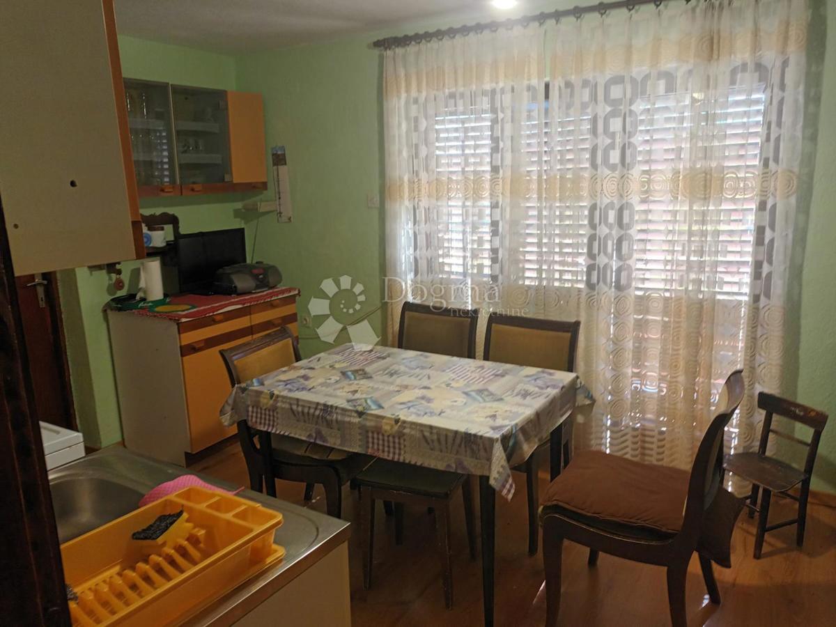 Casa Bunić, Udbina, 100m2