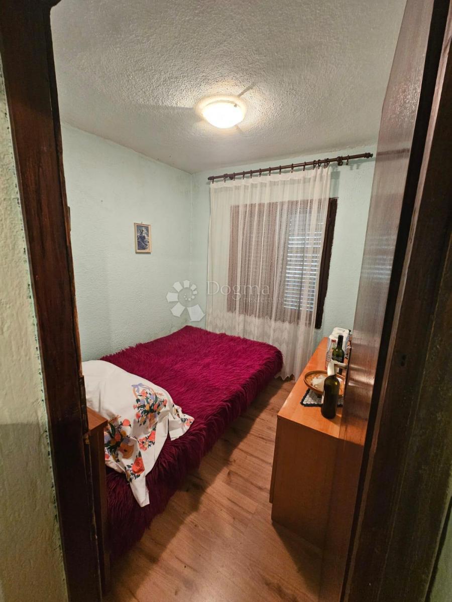 Casa Bunić, Udbina, 100m2