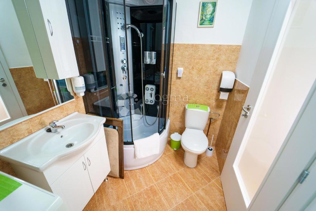 Casa Lučice, Delnice, 200m2