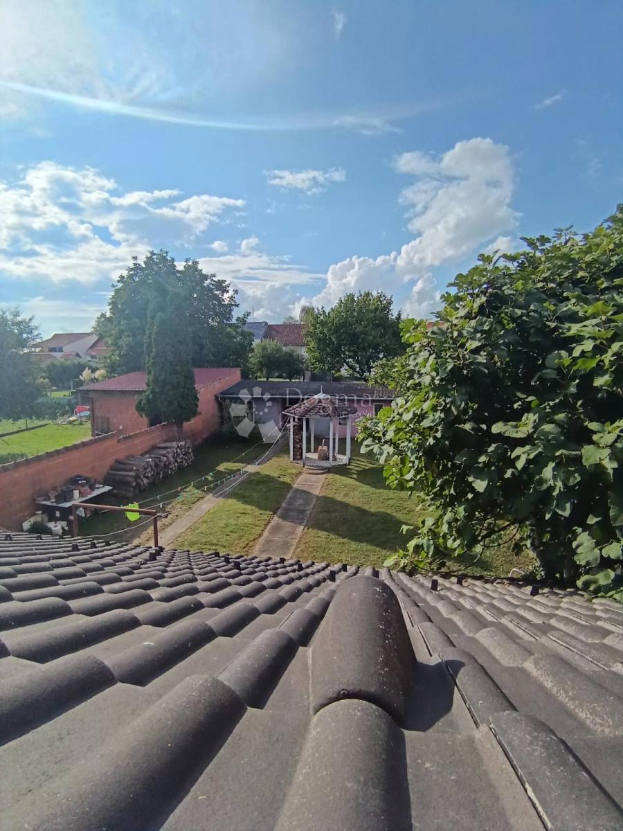 Casa Višnjevac, Osijek - Okolica, 250m2