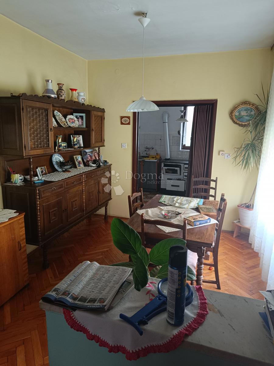 Casa Mitnica, Vukovar, 393m2