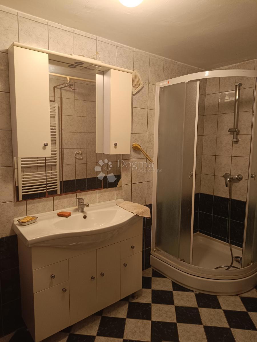 Casa Mitnica, Vukovar, 393m2