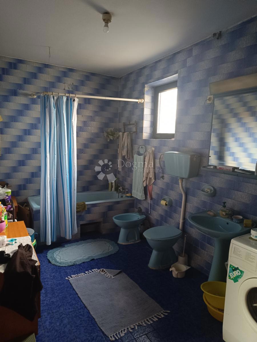 Casa Mitnica, Vukovar, 393m2