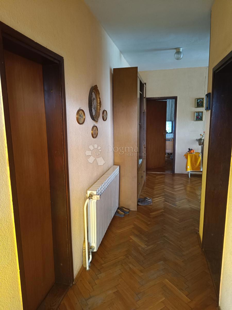 Casa Mitnica, Vukovar, 393m2