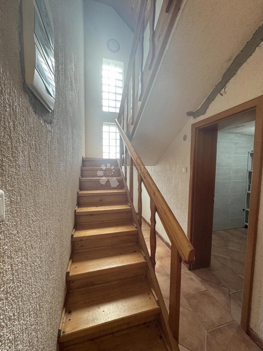 Casa Sunger, Mrkopalj, 190m2