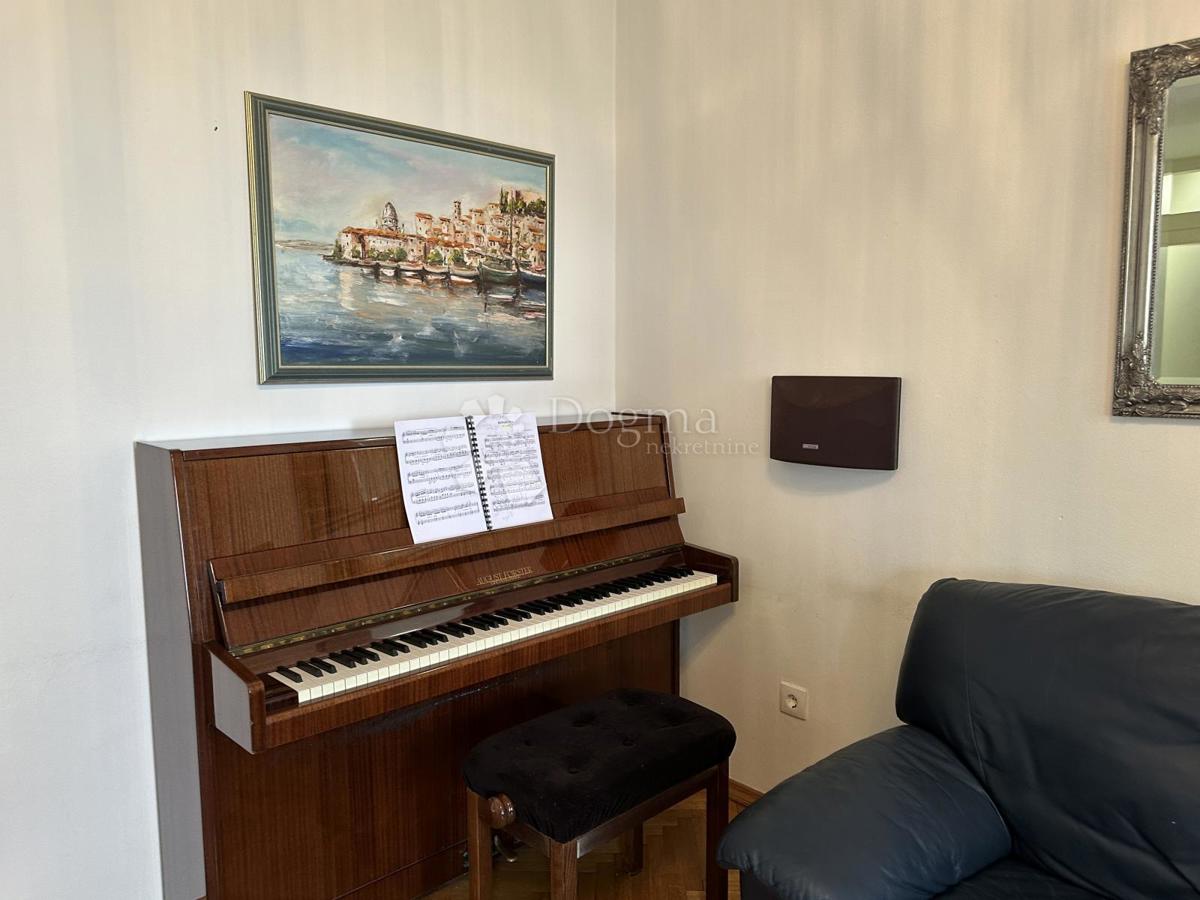 Allogio Vidici, Šibenik, 76,14m2