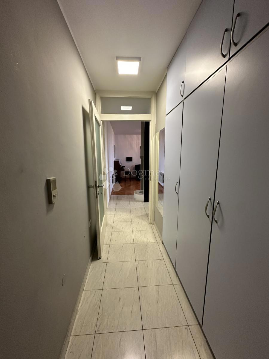 Allogio Vidici, Šibenik, 76,14m2