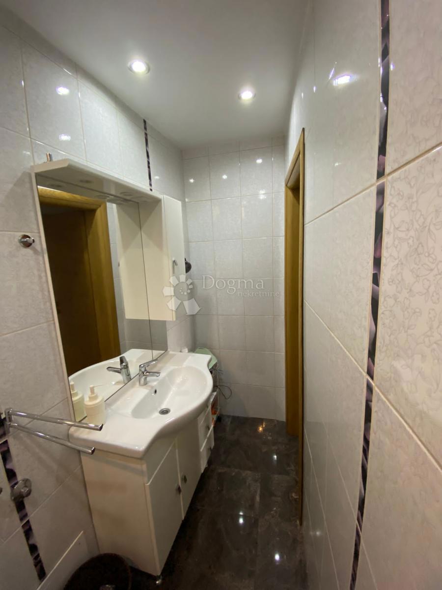 Casa Novi Vinodolski, 100m2