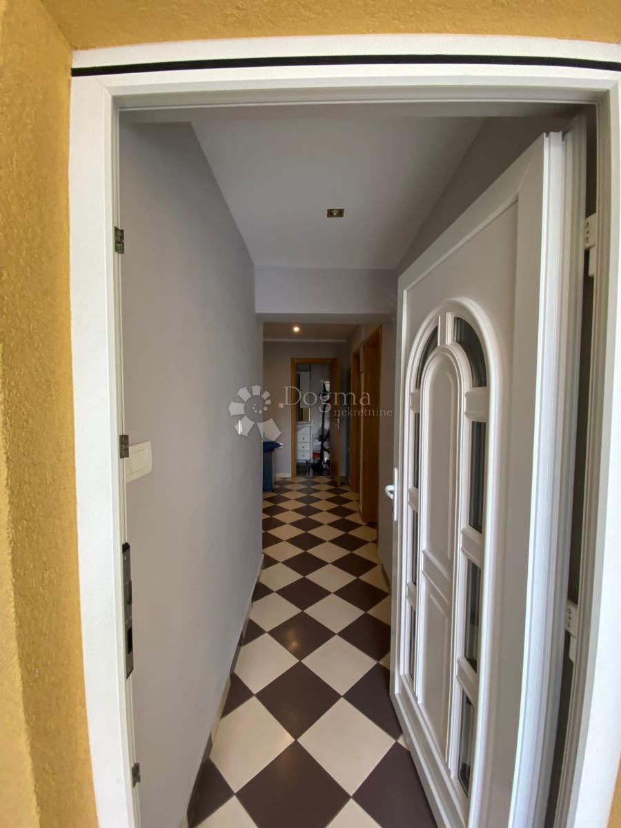 Casa Novi Vinodolski, 100m2