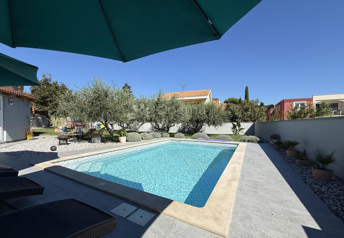 Casa Banjole, Medulin, 285m2