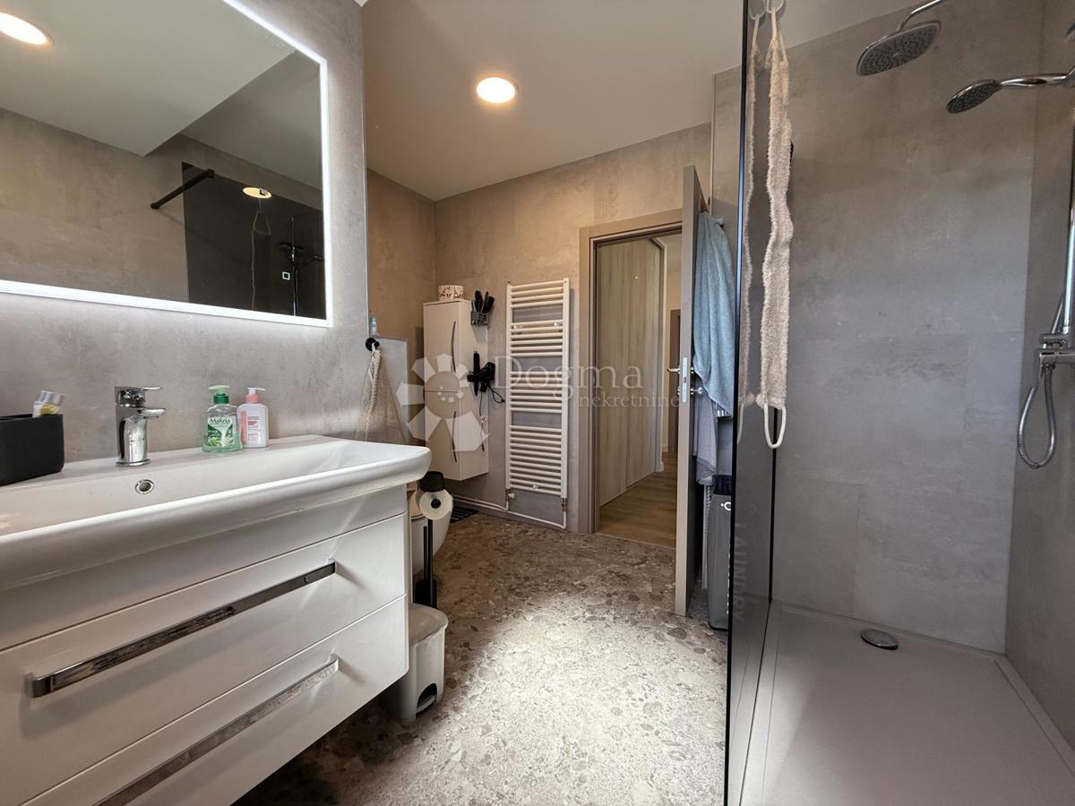 Casa Banjole, Medulin, 285m2