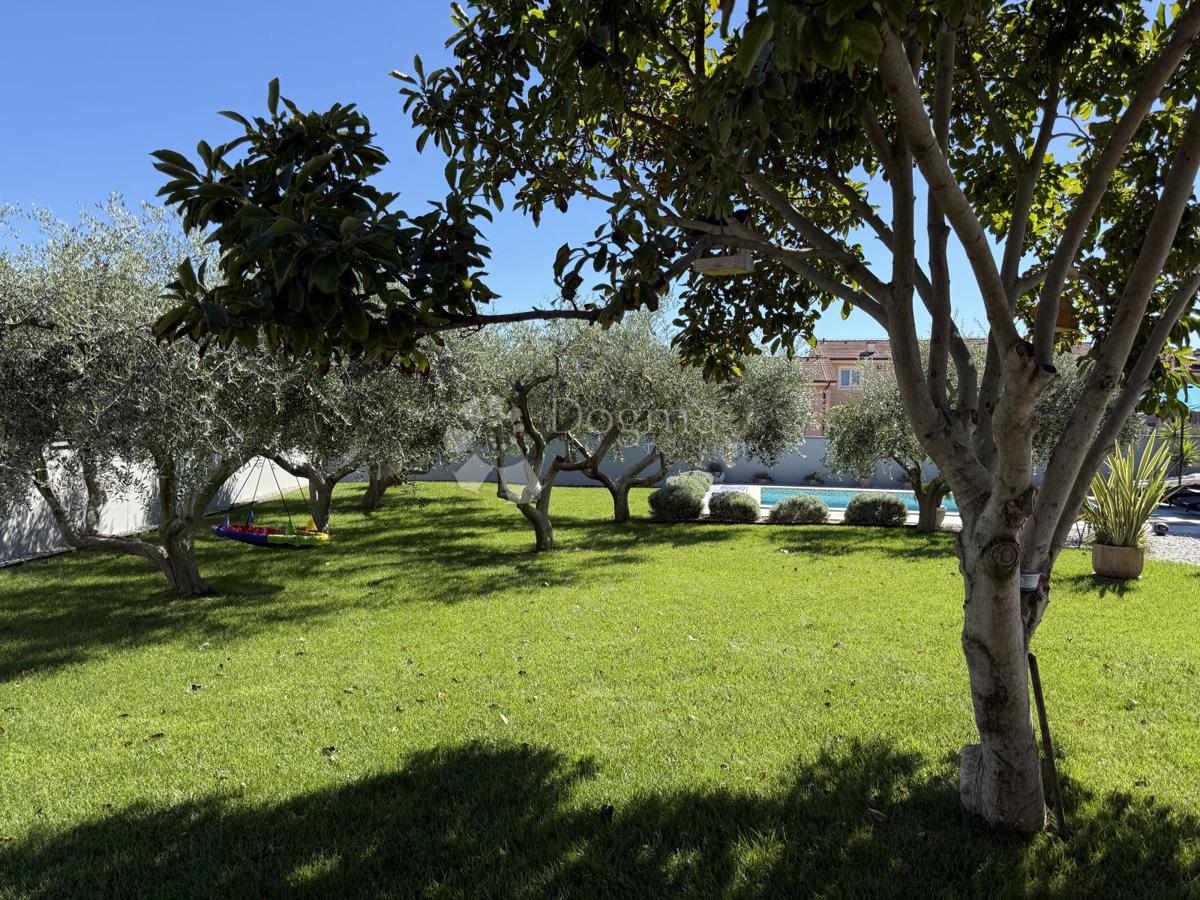 Casa Banjole, Medulin, 285m2