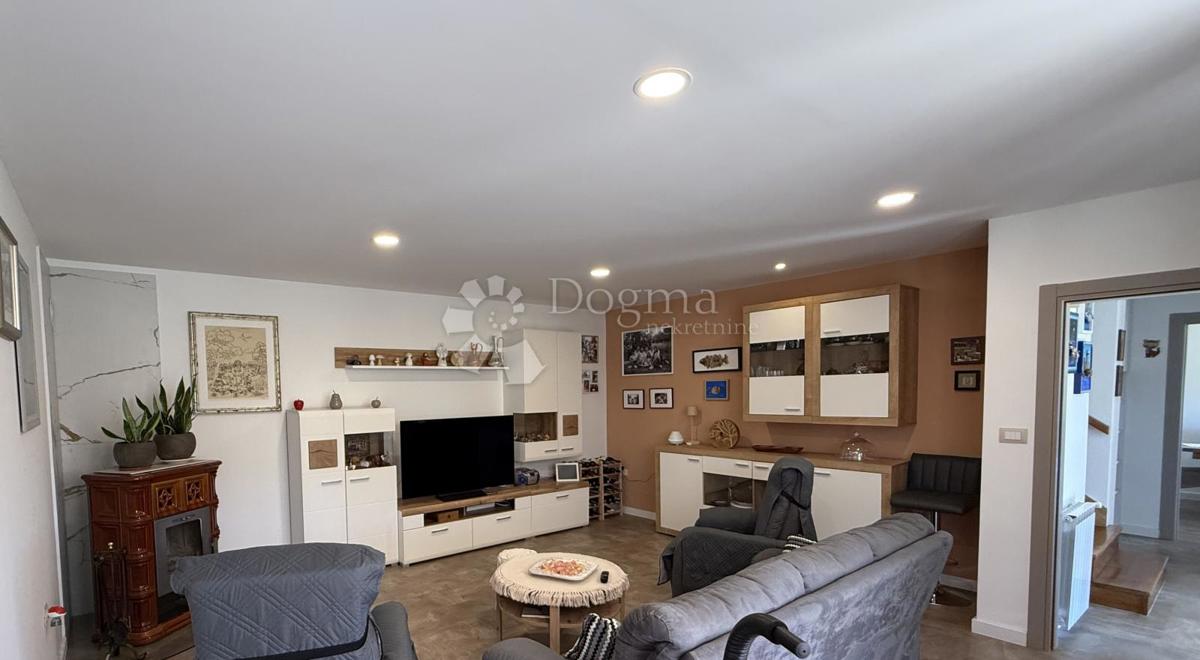 Casa Banjole, Medulin, 285m2