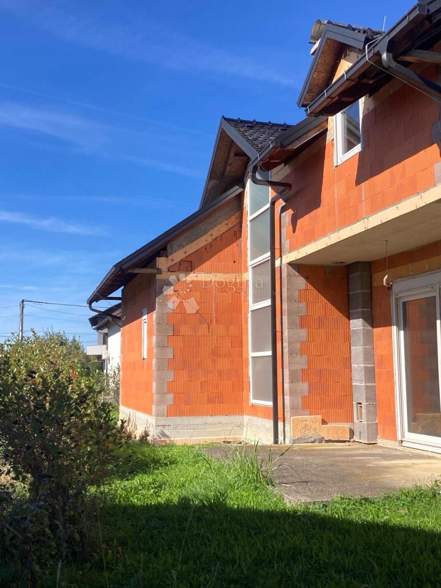 Casa Brezovica, 313m2