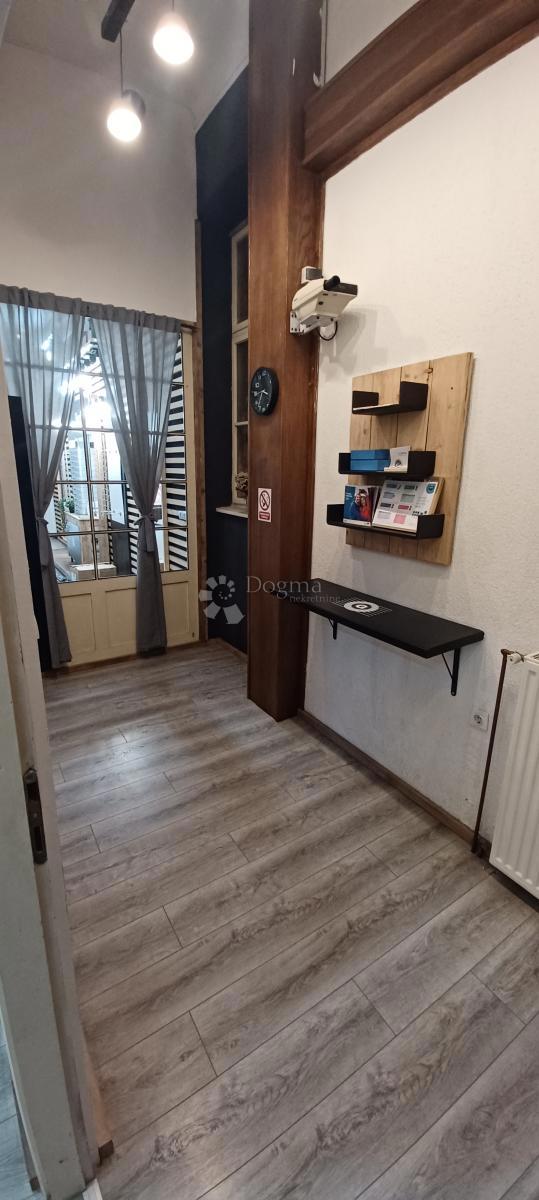 Locale commerciale Centar, Vinkovci, 170m2