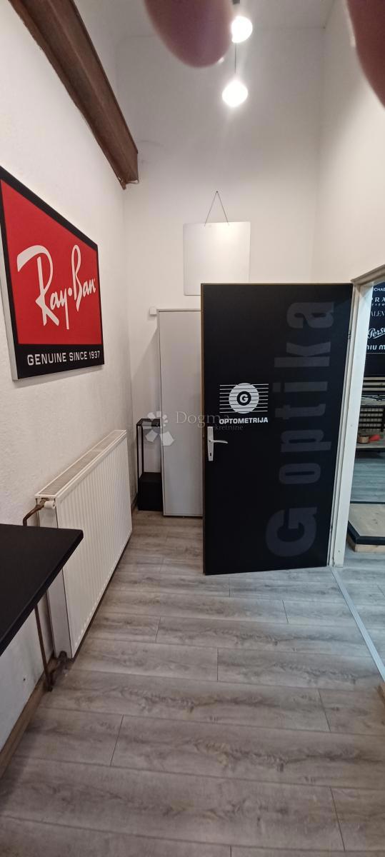 Locale commerciale Centar, Vinkovci, 170m2