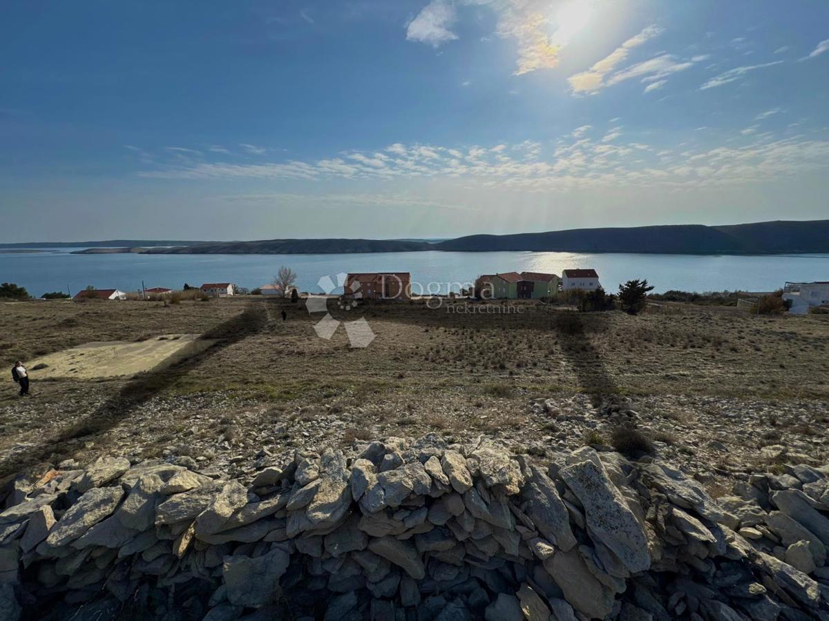 Vlašići Pag terreno 1392 m2 120 m dal mare vista
