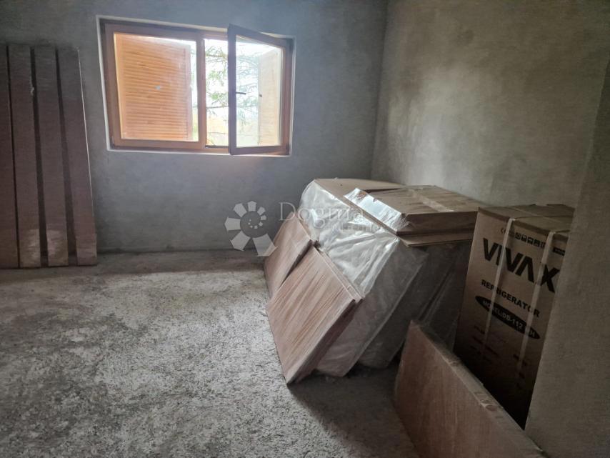 Casa Popović Brdo, Karlovac - Okolica, 70m2