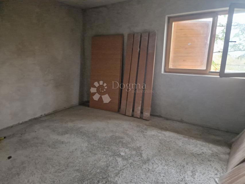 Casa Popović Brdo, Karlovac - Okolica, 70m2