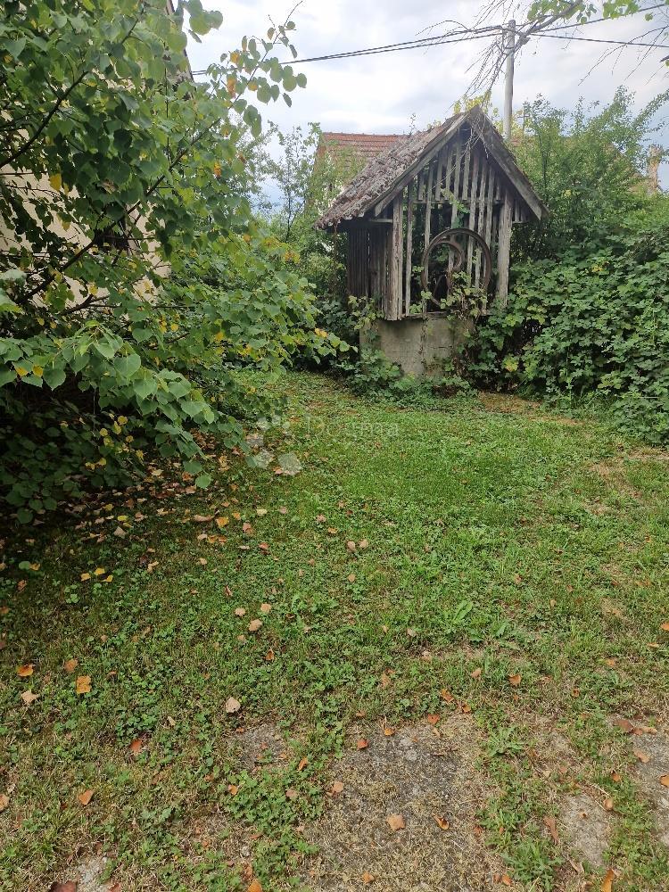Casa Popović Brdo, Karlovac - Okolica, 70m2