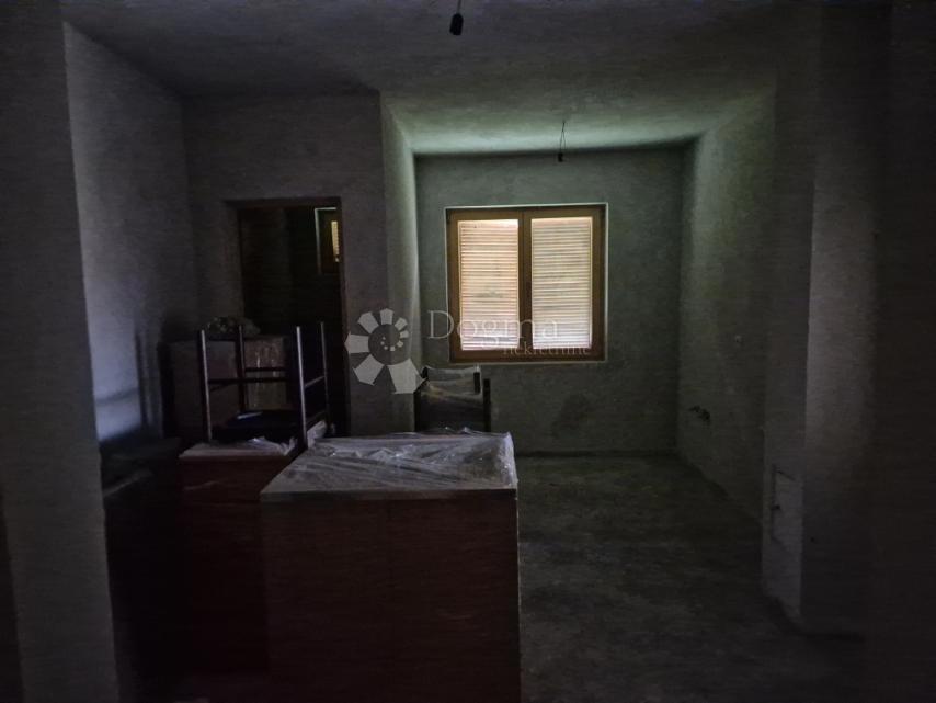 Casa Popović Brdo, Karlovac - Okolica, 70m2