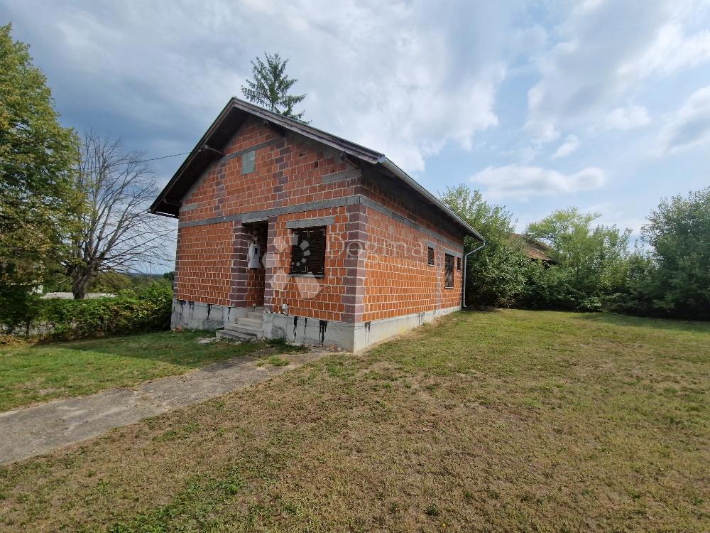 Casa Popović Brdo, Karlovac - Okolica, 70m2