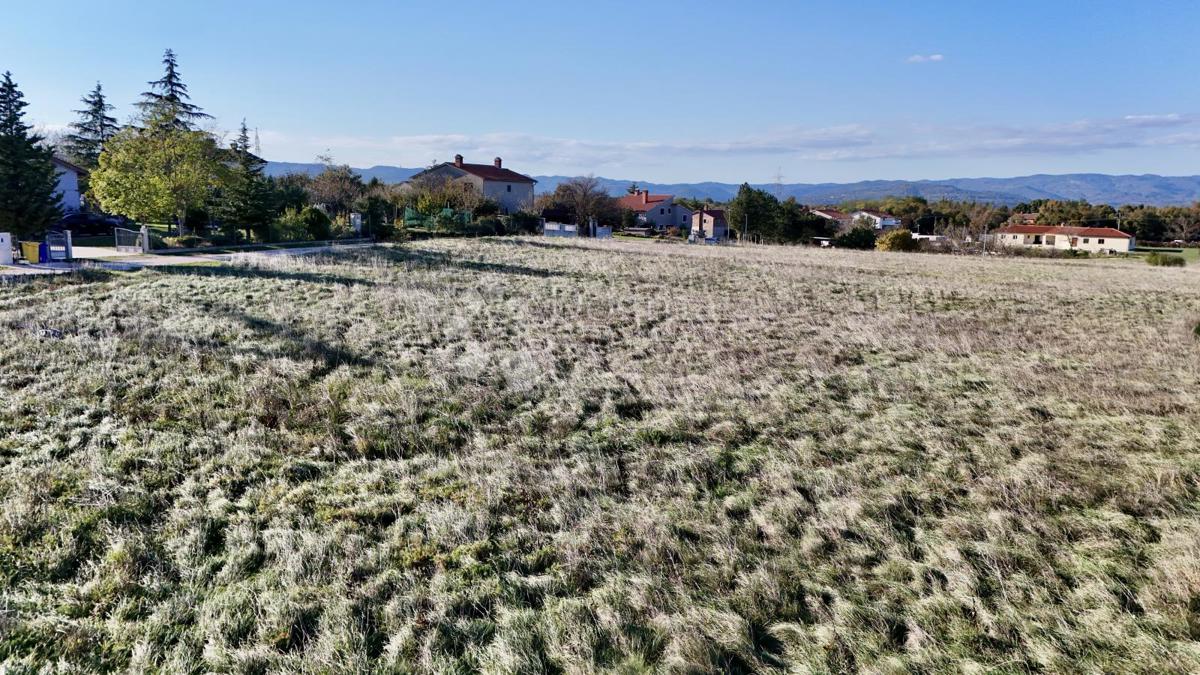 Terreno edificabile Kršan, 1.117m2