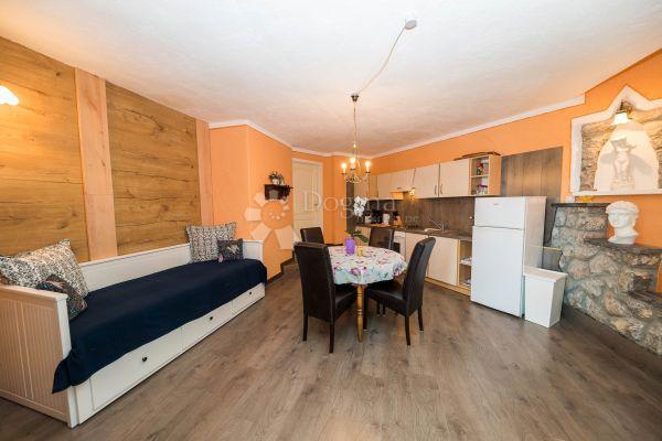 Casa Smokvica Krmpotska, Novi Vinodolski, 680m2