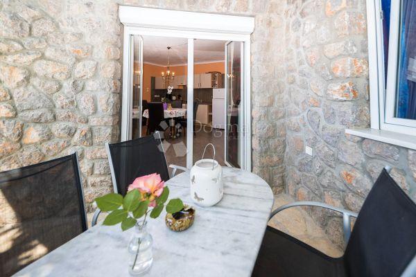 Casa Smokvica Krmpotska, Novi Vinodolski, 680m2