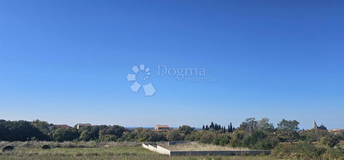 Terreno edificabile Kanfanar, 646m2